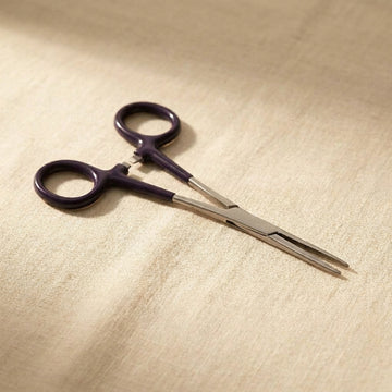Professional Veterinary Hemostat Forceps/ Scissors, Straigt with Serrated Jaws, 5.5 Inch Straight Locking Clamp for Pet Grooming and Fishing | Veterinary Instruments | Toolsmith Ltd UK