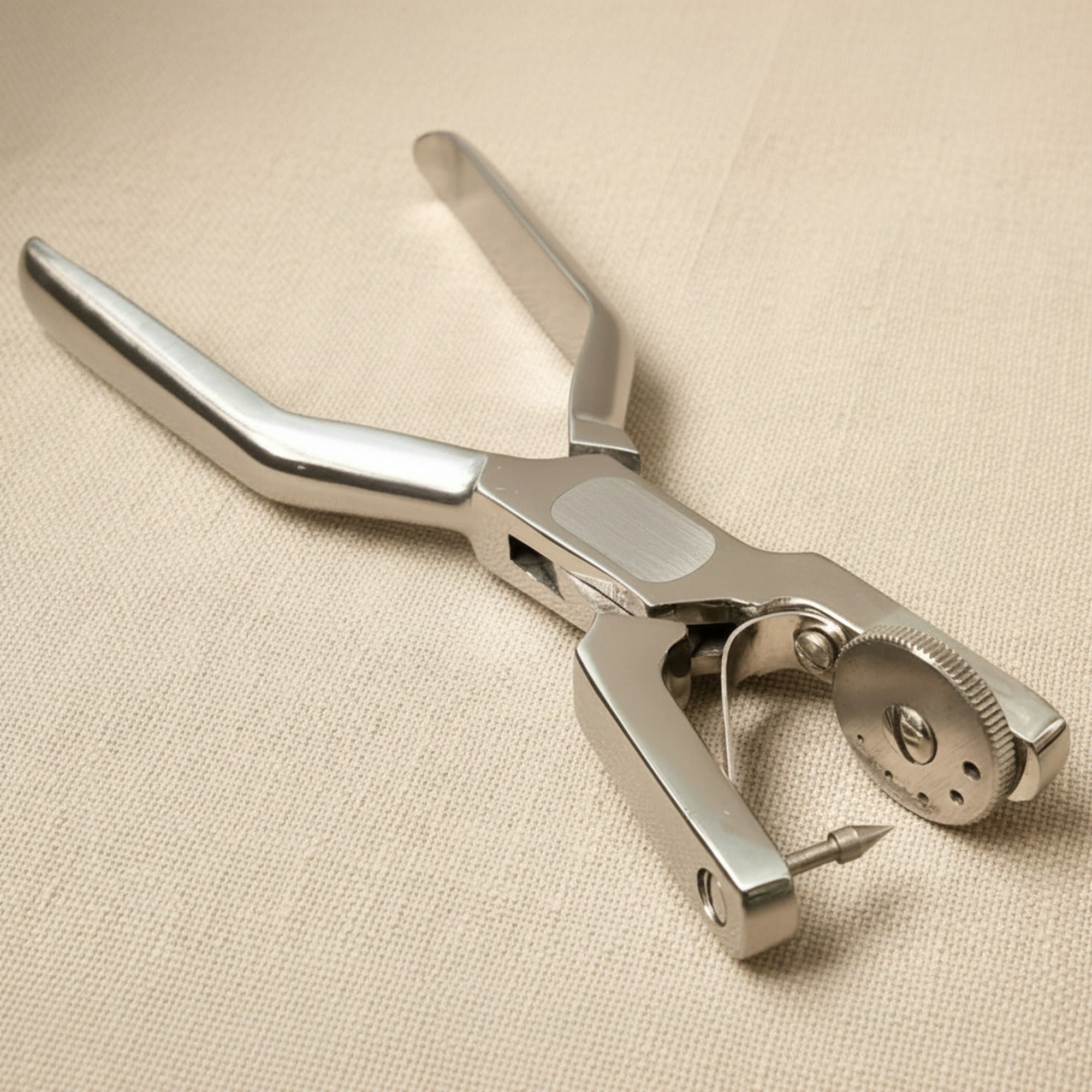 Ainsworth-Style Revolving Punch Pliers, 17cm Stainless Steel, with Storage Pouch
