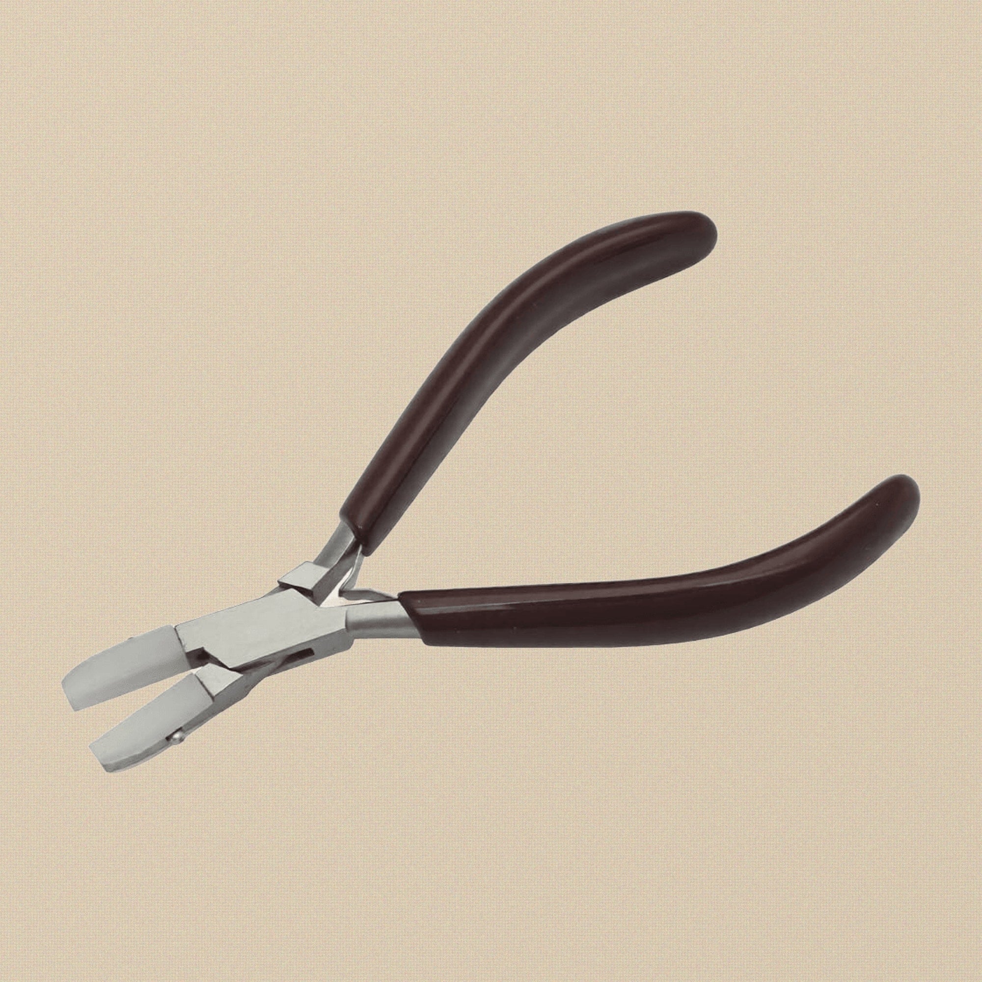 Ergonomic Comfort Nylon Flat Nose Pliers, 5.5 Inch, Stainless Steel with PVC Grips for Jewellery Crafts Making and Hobby | Jewellery Making Tools | Toolsmith Ltd UK