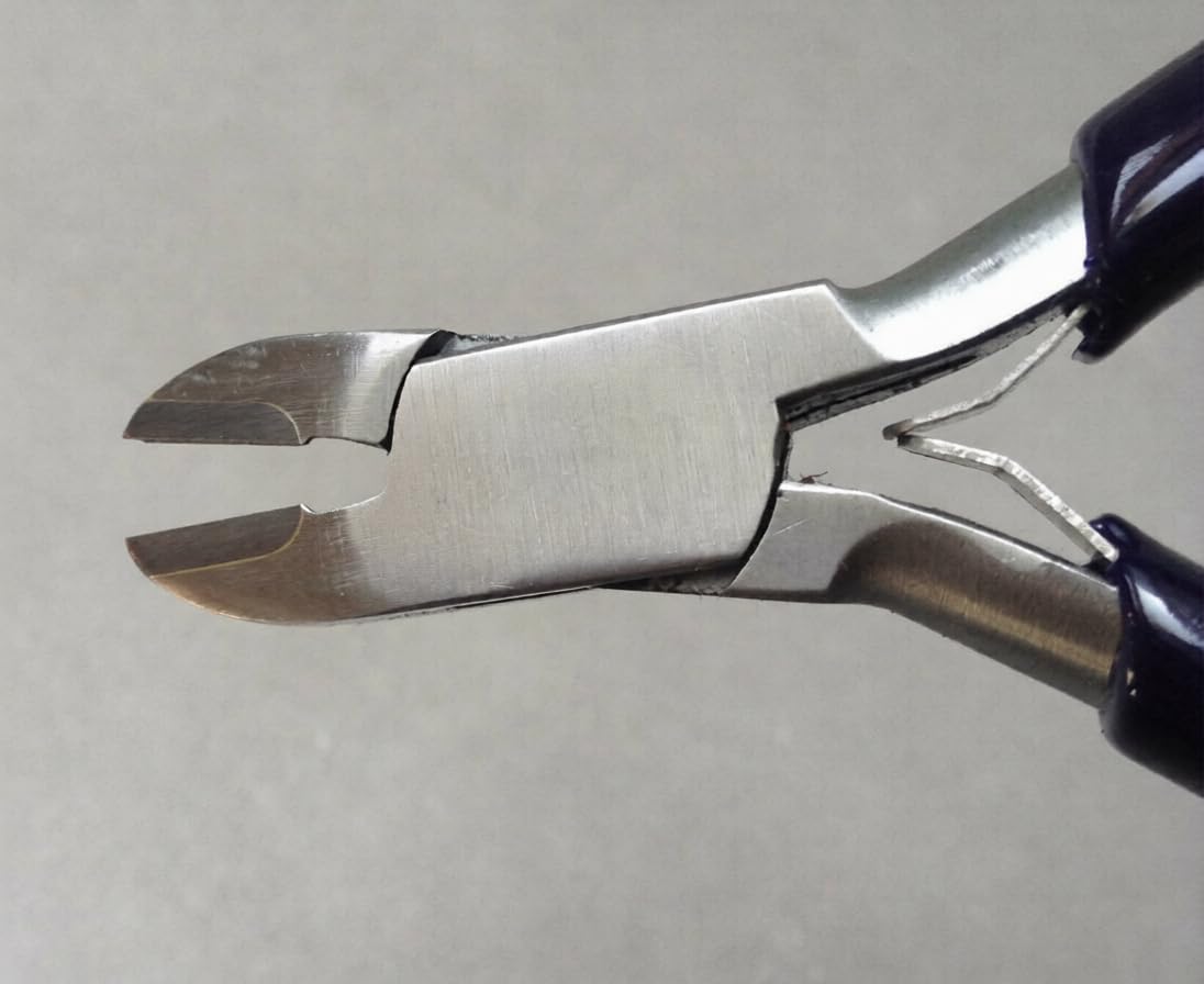 Jewellery Side Wire Cutters Pliers with Tungsten Carbide Tips, 115mm, Professional Cutting Tool Upto 12 Gauge/ 2.05mm | Jewellery Making Tools | Toolsmith Ltd UK