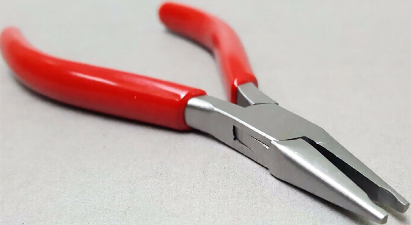 Stone Setting Gem Removal Prong Pliers, Narrow Jaws, Sainless Steel, 120 mm, Jewellery Making | Jewellery Making Tools | Toolsmith Ltd UK