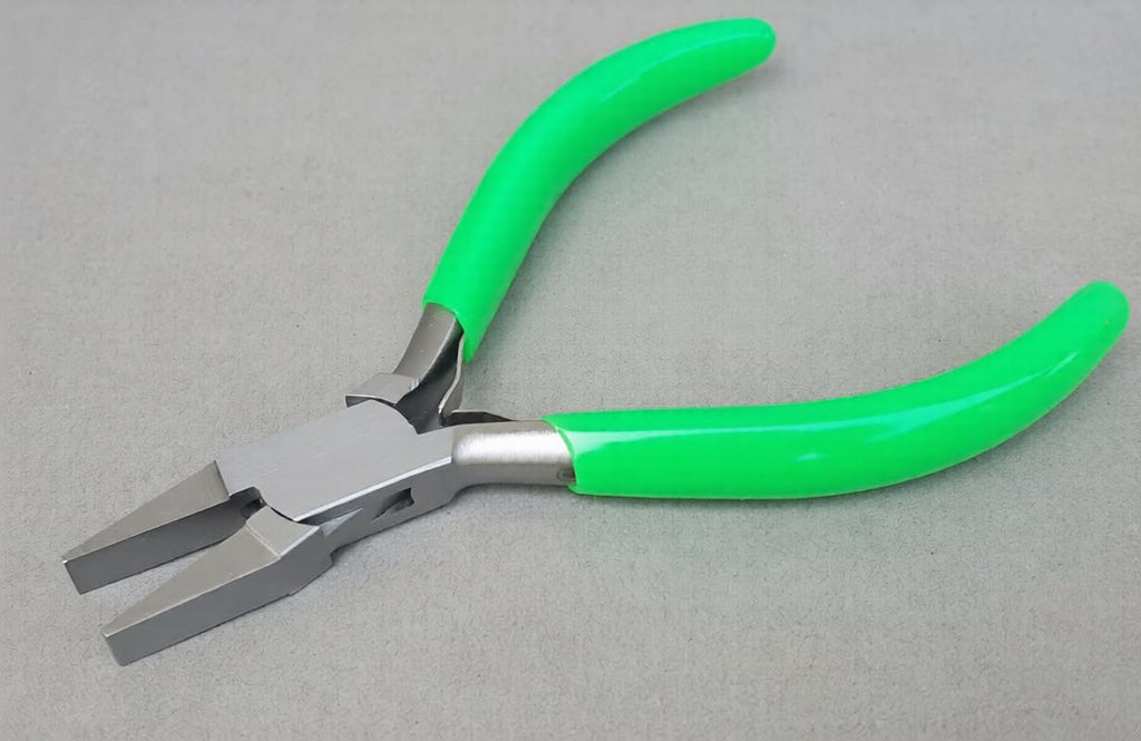 Short/ Small Flat Nose Pliers for Jewellery Making, PVC Handle, 125mm, Smooth Jaw Pliers for Beading and Crafts | Jewellery Making Tools | Toolsmith Ltd UK
