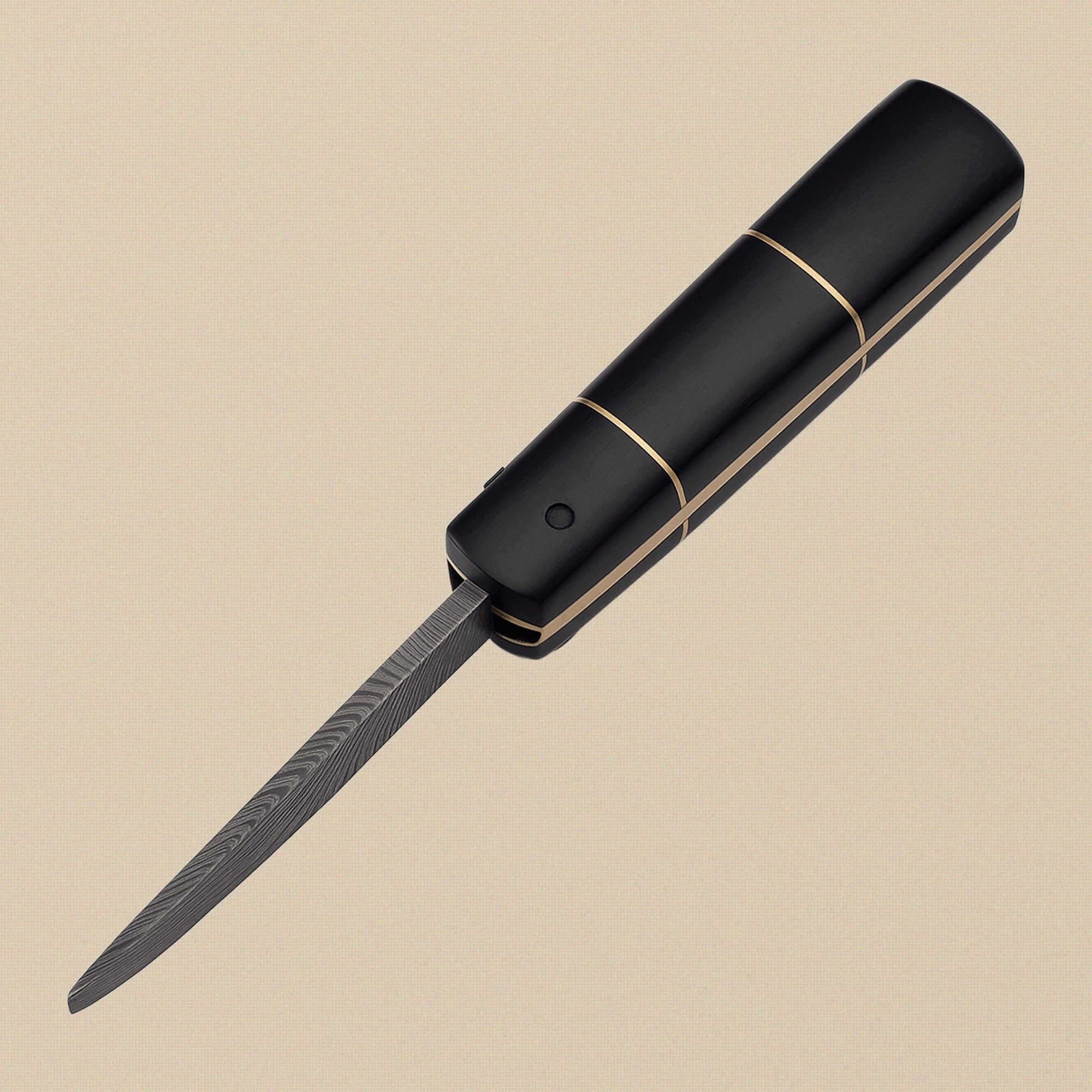 Damascus Steel Straight Razor, 70mm Blade, with Bull Horn Handle | Straight Razor | Toolsmith Ltd UK