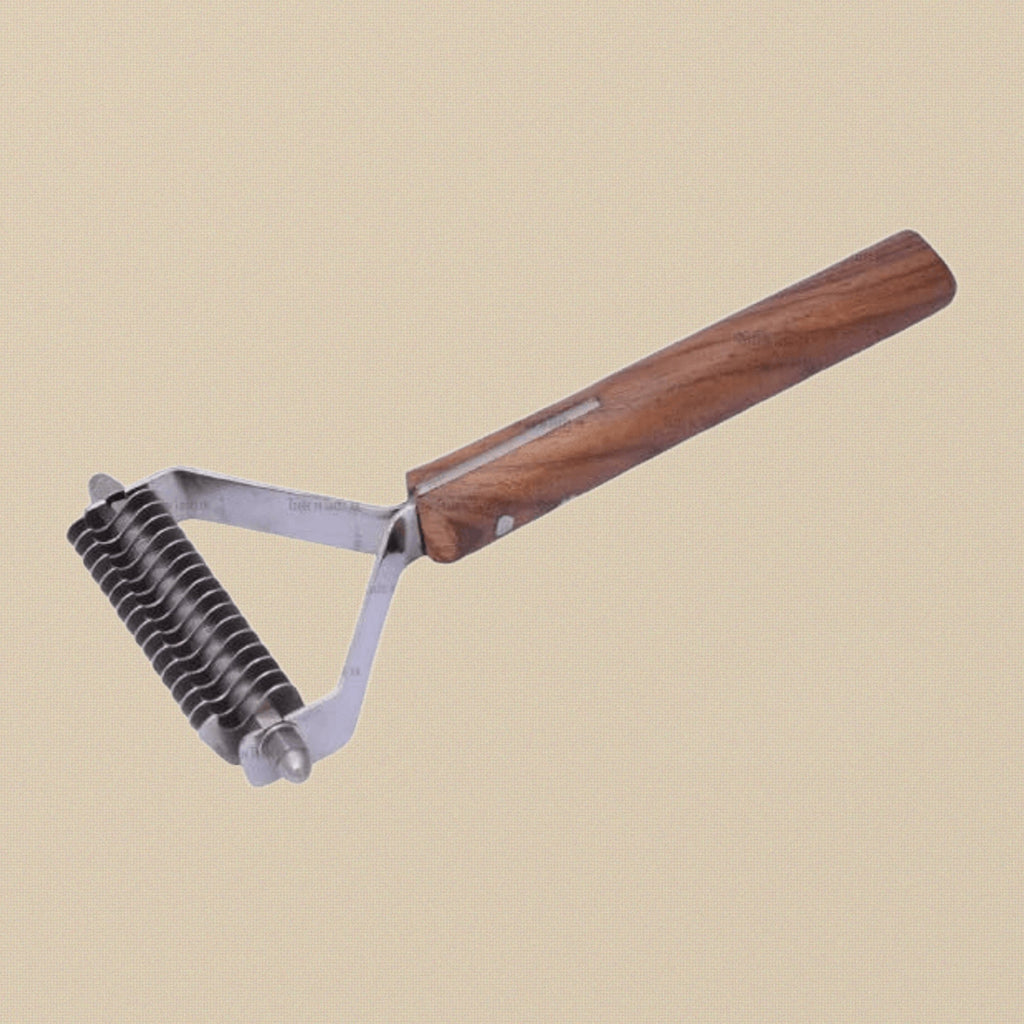 16 Blade Pet Grooming Undercoat Rake, Stripper Tool With Wooden Handle for Dogs and Cats, Metal Deshedding Brush/ Comb | Pet Grooming Tools | Toolsmith Ltd UK