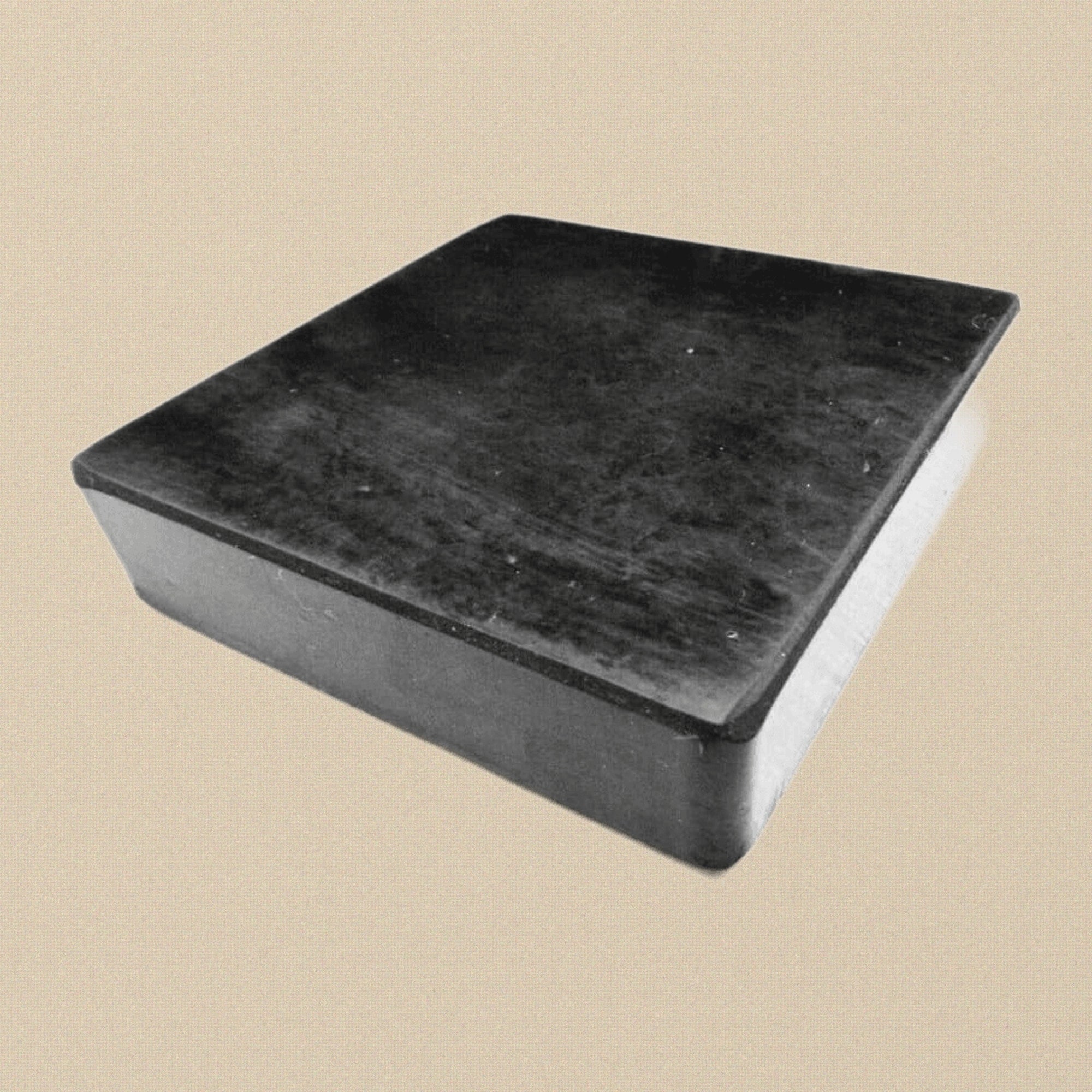 Rubber Bench Block, 10.2 x 10.2 x 2.5 cm/ 4 x 4 x 1 inches Jewellery Making Dapping Forming Hammering Base | Jewellery Making Tools | Toolsmith Ltd UK
