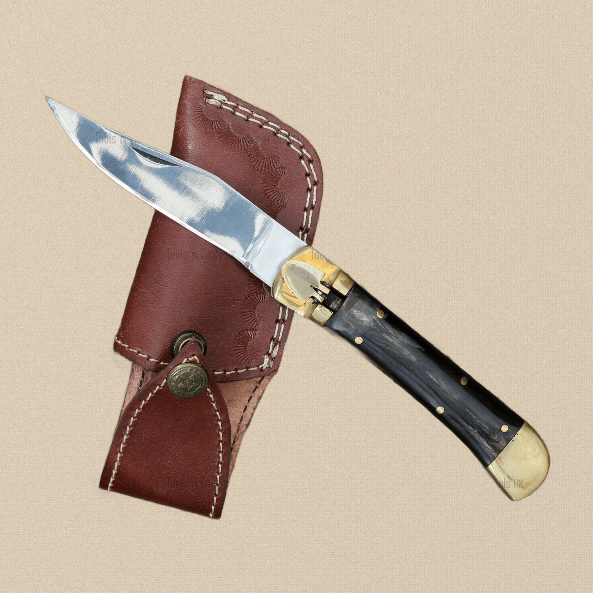 Buffalo Horn Handled Folding Knife with 4.1-inch D2 Steel Blade and Leather Sheath | Folding Knife | Toolsmith Ltd UK
