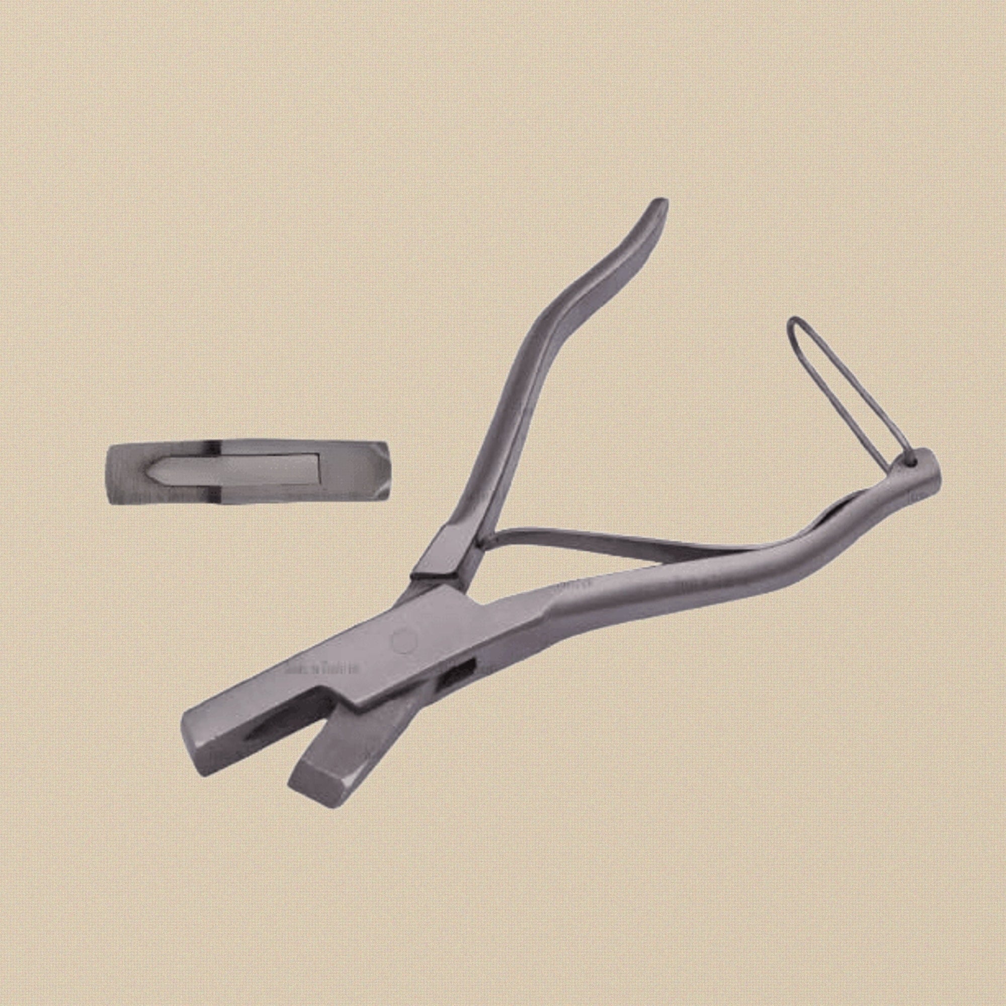 Professional 6-Inch V-Shape Livestock Ear Notcher, Stainless Steel Double Command Sheep and Lamb Notching Tool | Veterinary Instruments | Toolsmith Ltd UK