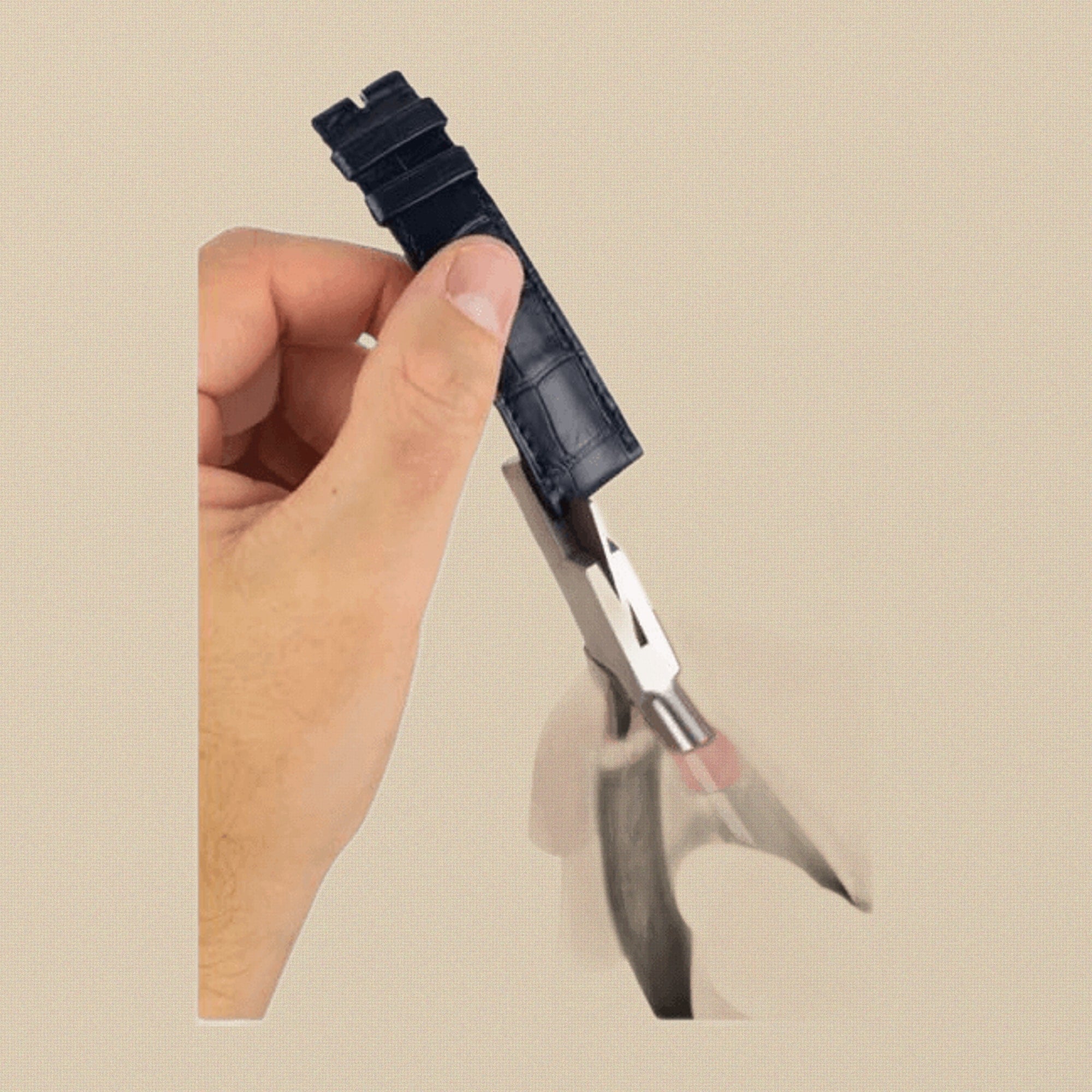 1.5 MM Leather Notching Pliers, Stainless Steel, 1.5 mm Notch Size, PVC Handle, Strap, Crafting, Jewellery Tool | Jewellery Making Tools | Toolsmith Ltd UK