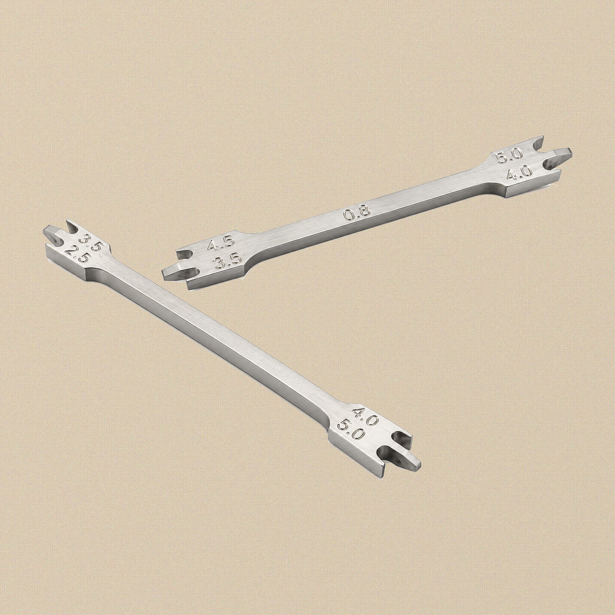 Orthodontic bracket height gauge, both ends with forked measuring tips and stamped height markings