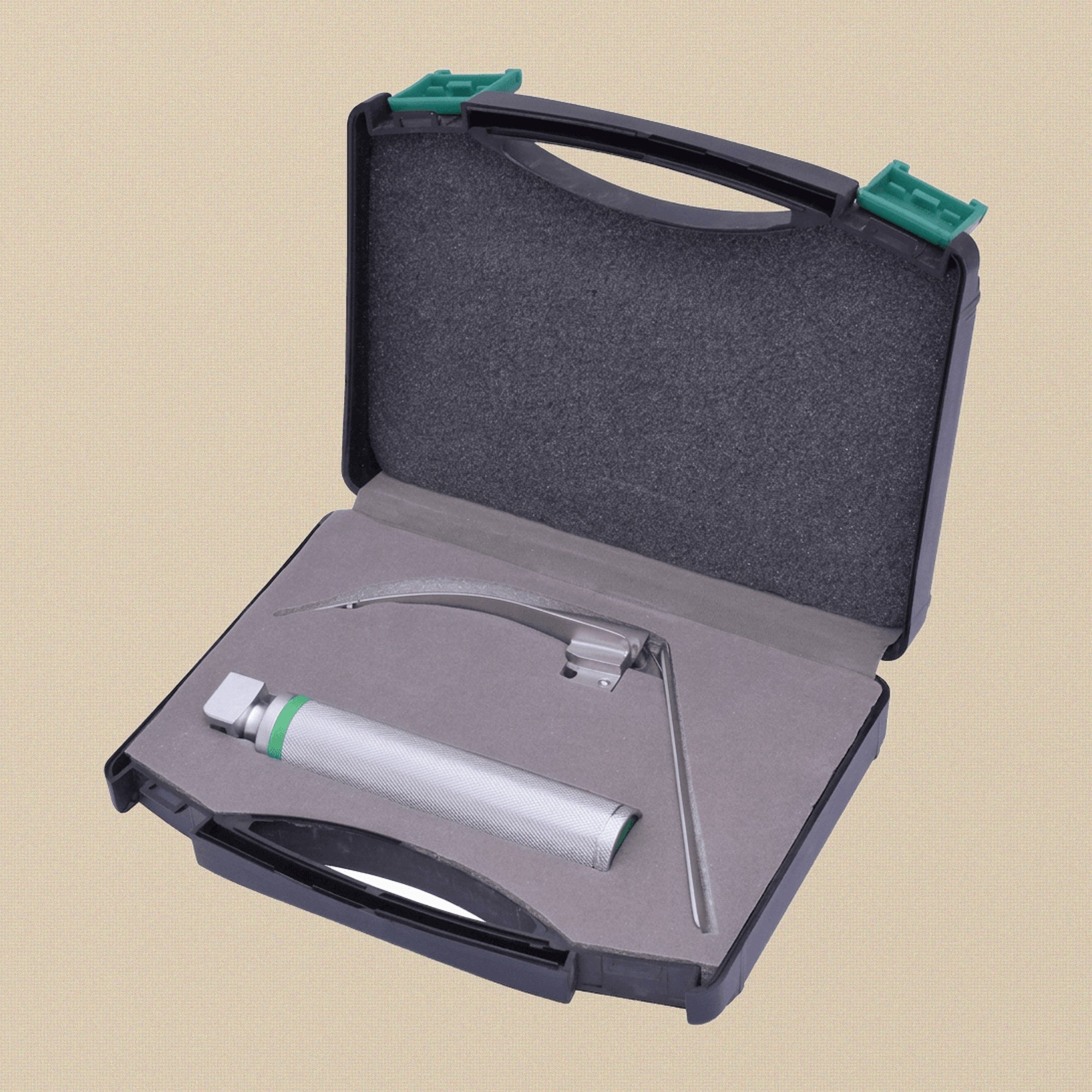 Close-up of the flexible tip on the Macintosh No. 3 laryngoscope blade.