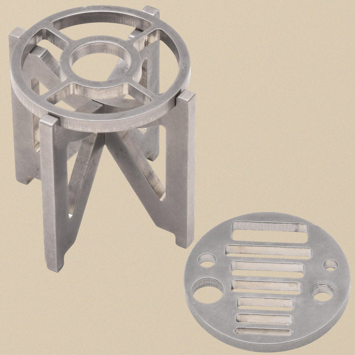 Titanium soldering stand from above with the discs alongside