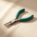Medium Size Oval Mandrel Pliers for Jewellery Making, Wire Looping and Bail Making, 7.5 x 5 mm & 6 x 4 mm | Jewellery Making Tools | Toolsmith Ltd UK