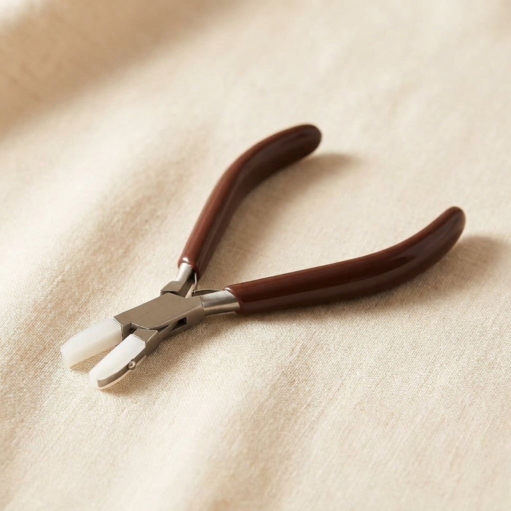 Ergonomic Comfort Nylon Flat Nose Pliers, 5.5 Inch, Stainless Steel with PVC Grips for Jewellery Crafts Making and Hobby | Jewellery Making Tools | Toolsmith Ltd UK