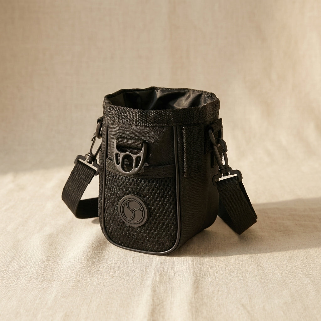 Black Pets Training Treat Pouch, 6" x 3" Dog Cat Premium Treat Bag with Detachable Shoulder Strap, Waist Clip Dispenser for Puppy Obedience Training | Pet Grooming Tools | Toolsmith Ltd UK