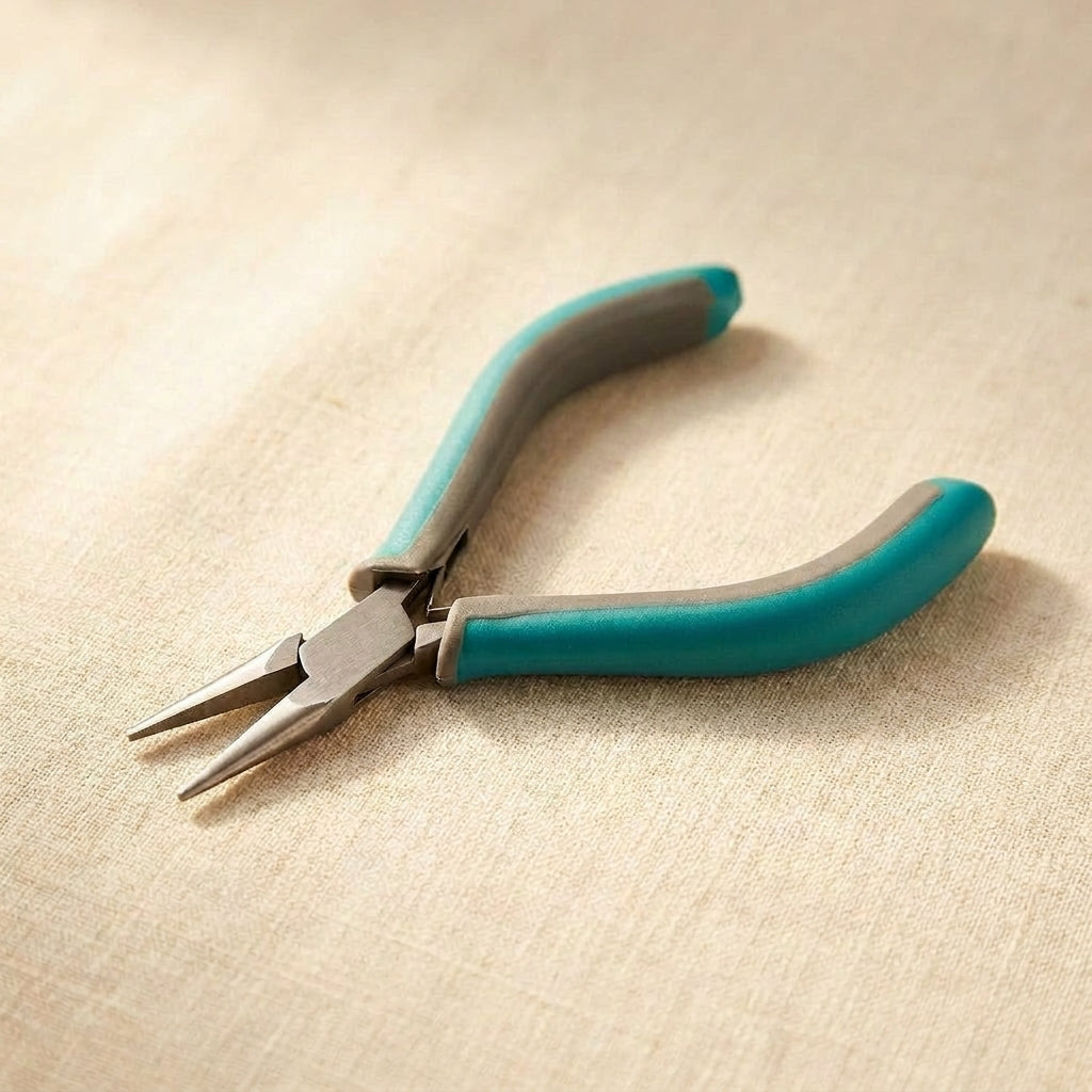 Chain Nose Pliers, 4.75 Inch, Stainless Steel, Slim Ergonomic Two Toned Grips, Phthalate Free, Jewellers Hobby Tool | Jewellery Making Tools | Toolsmith Ltd UK