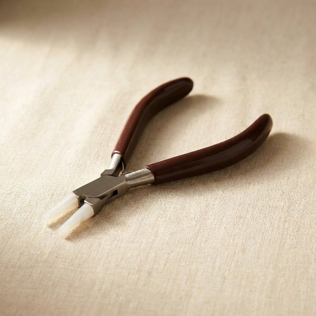 Ergonomic Comfort Nylon Round Nose Pliers, Stainless Steel, 5.5 Inch, PVC Grips, for Jewellery Crafts Hobby | Jewellery Making Tools | Toolsmith Ltd UK