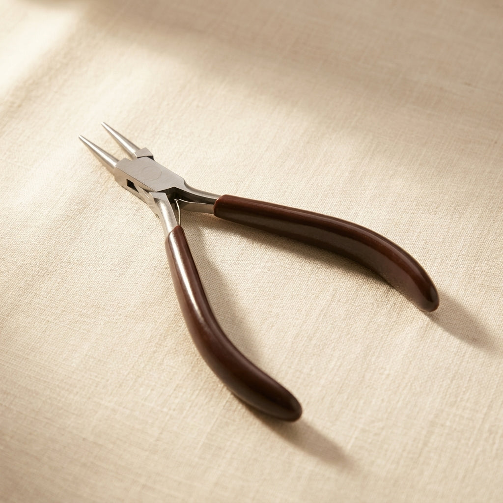 Ergonomic Comfort Round Nose Pliers, 5.5 Inch, Stainless Steel with PVC Grips for Jewellery Crafts Making and Hobby | Jewellery Making Tools | Toolsmith Ltd UK
