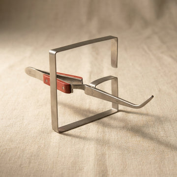 Fiber Grip Cross Lock Tweezers with Stand, Curved Tip, Hands Free for Soldering | Jewellery Making Tools | Toolsmith Ltd UK